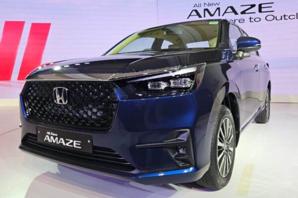NEW Honda Amaze: नए लुक में तहलका मचाने आ रही Honda की Amaze, ब्लैक पर्ल कलर के साथ GST कटौती का मिलेगा फायदा, देखे कीमत? NEW Honda Amaze