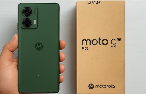 Moto G96 5G Phone: 32MP Selfie Camera और 6.67-इंच का फुल HD+ कर्व्ड pOLED डिस्प्ले के साथ आ गया Moto का 5G फ़ोन, देखे डिस्काउंट ऑफर Moto G96 5G Phone