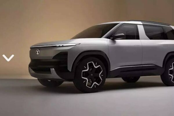 New TATA Sierra: नई लुक में एंट्री करने जा रही TATA की Sierra, मिलेगी डीजल, पेट्रोल और इलेक्ट्रिक वर्जन में, देखे धाकड़ फीचर्स New TATA Sierra