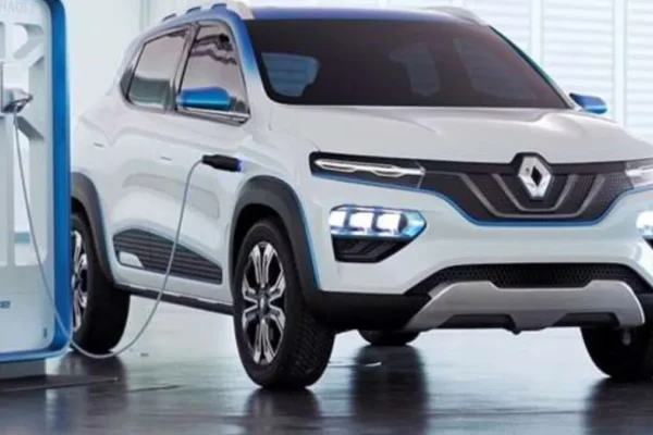 Renault Kwid EV: जल्द लॉन्च हो सकती है Renault की Kwid EV कार, फिर दिखाई दी टेस्टिंग के दौरान 200KM रेंज के साथ मिलेंगे तगड़े फीचर्स Renault Kwid EV