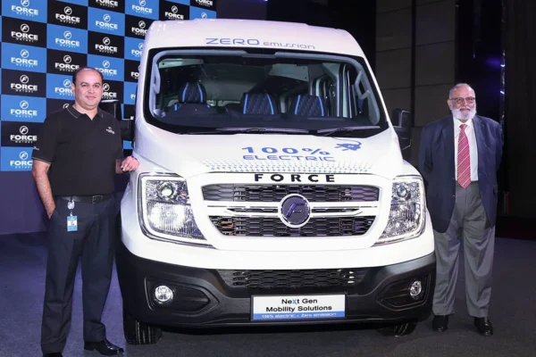 Force Traveller 3350 Super